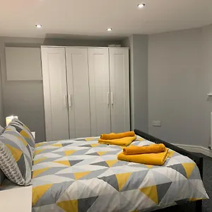 Fantastic 1 Bedroom Basement Flat With Free Parking Sale