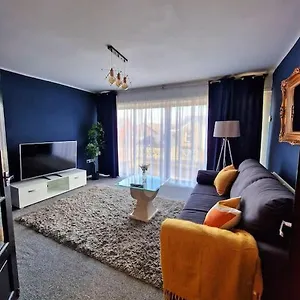 Stunning Gem Detached With Drive Holiday home